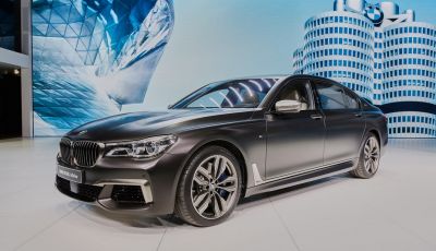 Nuova BMW M760Li xDrive