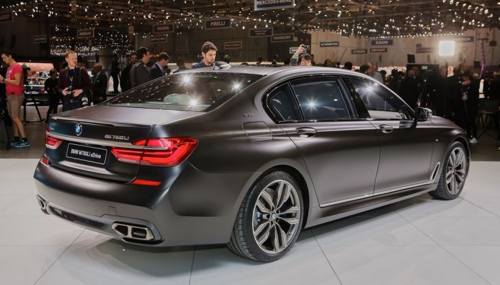Nuova BMW M760Li xDrive - Foto 3 di 34