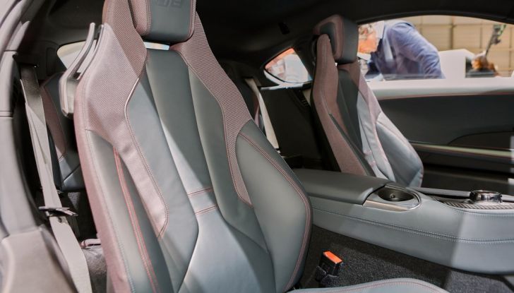 Nuova BMW M760Li xDrive - Foto 33 di 34