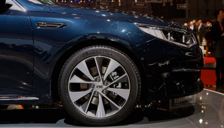 Kia Optima Sportswagon, la familiare di segmento D presentata in anteprima - Foto 9 di 12