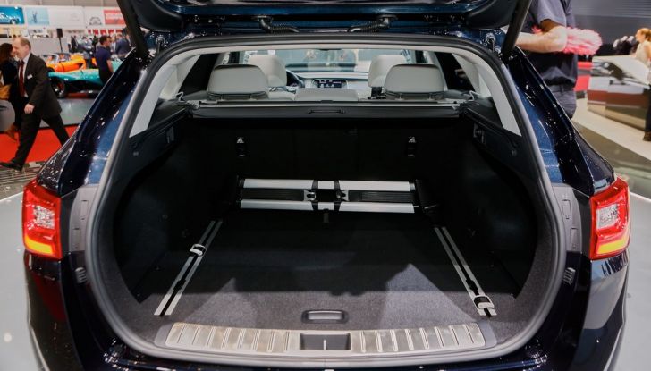 Kia Optima Sportswagon, la familiare di segmento D presentata in anteprima - Foto 8 di 12