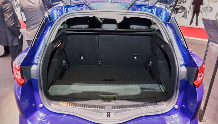 Nuova Renault Megane Sporter GT svelata in anteprima - Foto 6 di 9