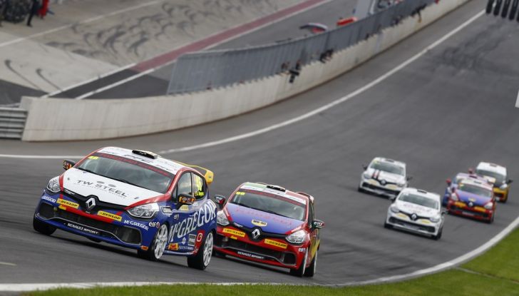 Parte da Imola la stagione 2016 della Clio Cup Italia - Foto 4 di 12
