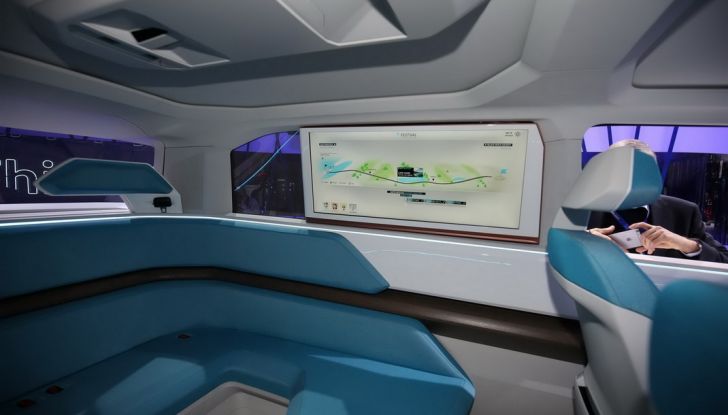 A volte ritornano: BUDD-e, il van di Volkswagen per l’hippie 2.0 - Foto 11 di 14