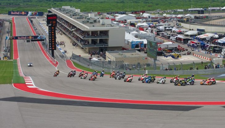 Orari MotoGP 2016 Austin, Texas: Marquez ricomincia da tre in diretta Sky e differita TV8 - Foto 6 di 32