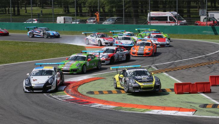 Matteo Cairoli mette a segno una doppietta a Monza nella Carrera Cup Italia - Foto 1 di 8