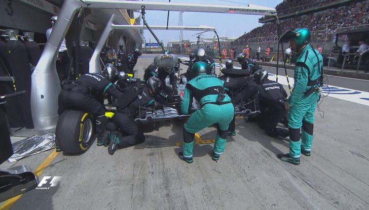 F1 2016, GP del Brasile: Hamilton trionfa nel diluvio, Vettel quinto - Foto 22 di 41