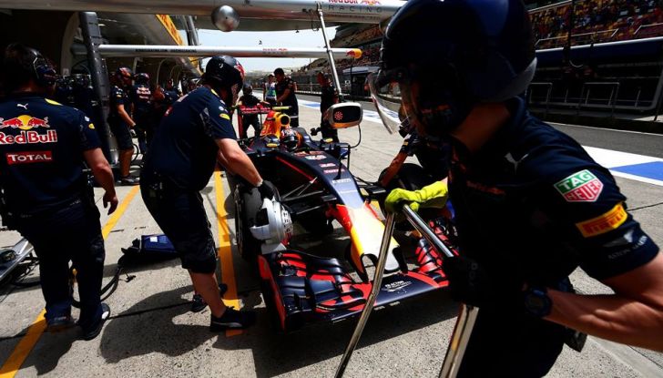 F1 2016, GP del Brasile: Hamilton trionfa nel diluvio, Vettel quinto - Foto 23 di 41