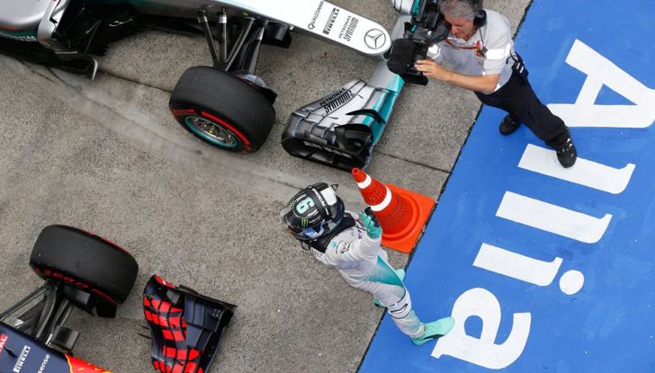 F1 2016, GP del Brasile: Hamilton trionfa nel diluvio, Vettel quinto - Foto 35 di 41