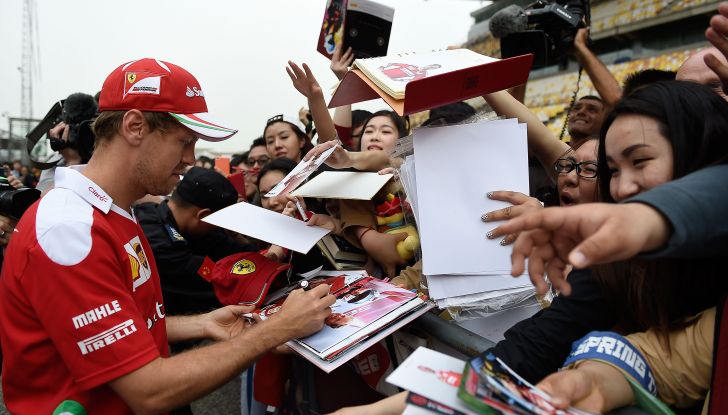 F1 2016, GP del Brasile: Hamilton trionfa nel diluvio, Vettel quinto - Foto 1 di 41