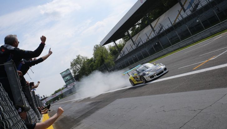 Matteo Cairoli mette a segno una doppietta a Monza nella Carrera Cup Italia - Foto 2 di 8