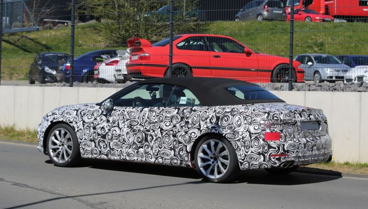 Audi S5 cabrio prime foto spia della scoperta tedesca (12)