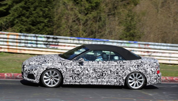 Audi S5 cabrio prime foto spia della scoperta tedesca (17)