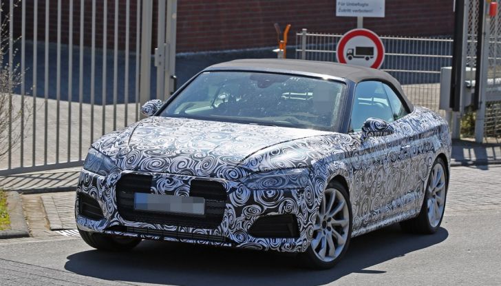 Audi S5 cabrio prime foto spia della scoperta tedesca (2)