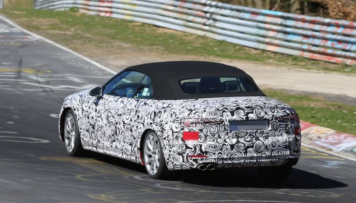 Audi S5 cabrio prime foto spia della scoperta tedesca (20)