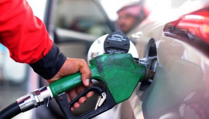 Crisi migranti e la tassa sulla benzina: la proposta arriva dalla Germania - Foto 8 di 8