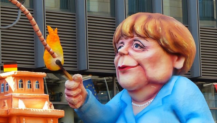 Crisi migranti e la tassa sulla benzina: la proposta arriva dalla Germania - Foto 2 di 8