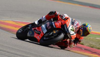SBK Imola: La Ducati di Chaz Davies domina il GP d’italia