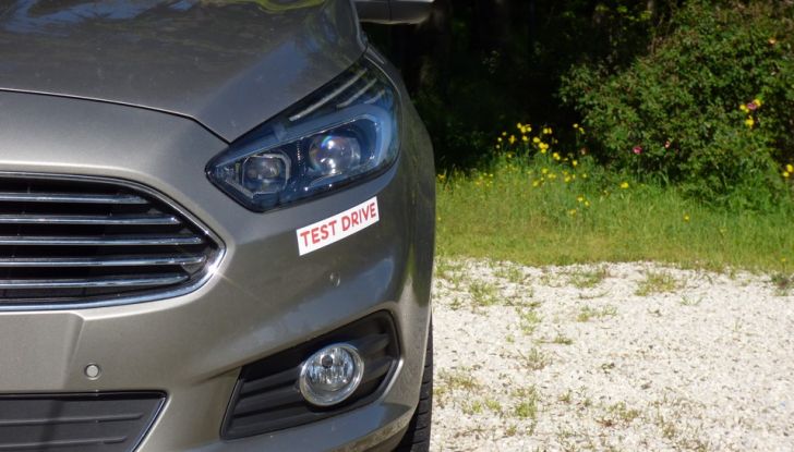 Ford S-Max TDCi 2.0 180 CV, prova su strada, dotazioni di serie e prezzi (12)