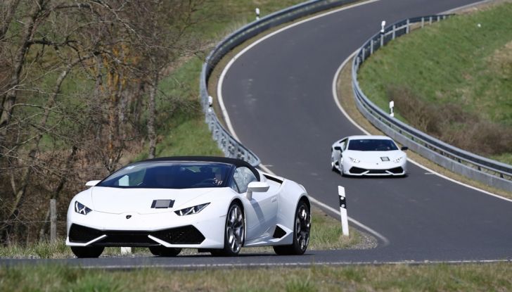 Nuova Lamborghini Huracan Superleggera, iniziano i primi test su strada - Foto 17 di 17