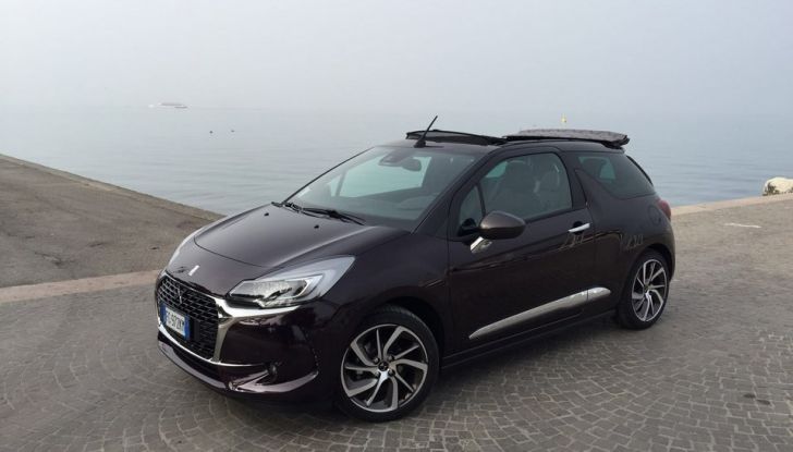 Nuove DS 3 e DS 3 Cabrio: prova su strada, motorizzazioni e prezzi - Foto 3 di 40