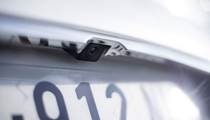 Nuove DS 3 e DS 3 Cabrio: prova su strada, motorizzazioni e prezzi - Foto 19 di 40