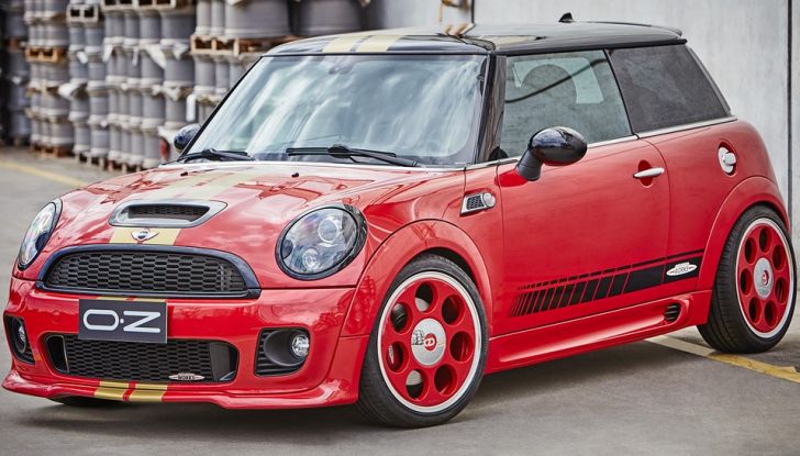OZ ANNIVERSARY 45, la ruota celebrativa​ per Mini, 500 e DS​ è ora omologata - Foto 1 di 9