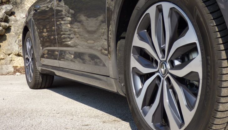 Renault Talisman, la prova su strada dell​a berlina Renault - Foto 16 di 42