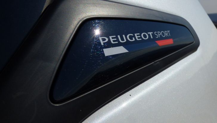 Peugeot 208 GTi by Peugeot Sport: La nostra prova della 208 da 208 CV - Foto 11 di 32