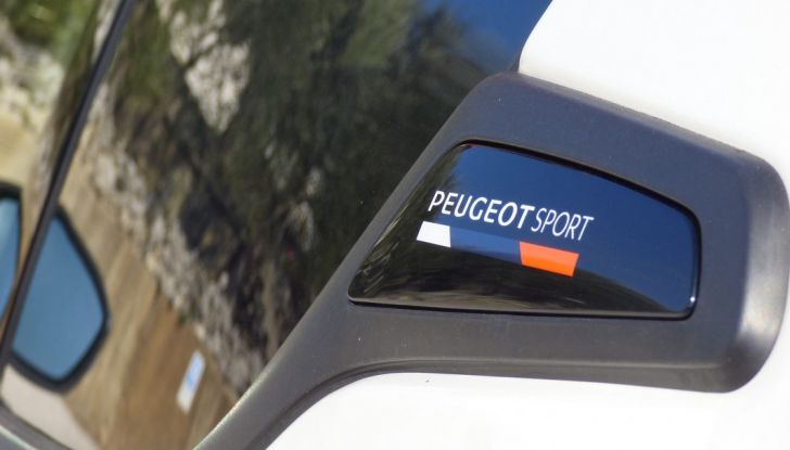 Peugeot 208 GTi by Peugeot Sport: La nostra prova della 208 da 208 CV - Foto 13 di 32