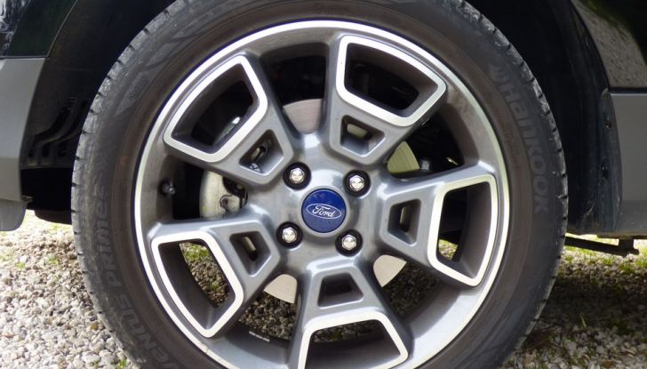 Ford EcoSport prova su strada, motorizzazioni e prezzi - Foto 19 di 41