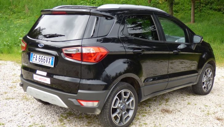 Ford EcoSport prova su strada, motorizzazioni e prezzi - Foto 18 di 41