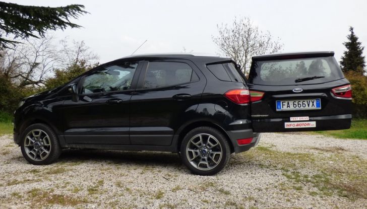 Ford EcoSport prova su strada, motorizzazioni e prezzi - Foto 28 di 41