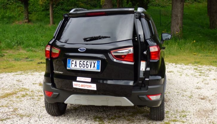 Ford EcoSport prova su strada, motorizzazioni e prezzi - Foto 32 di 41