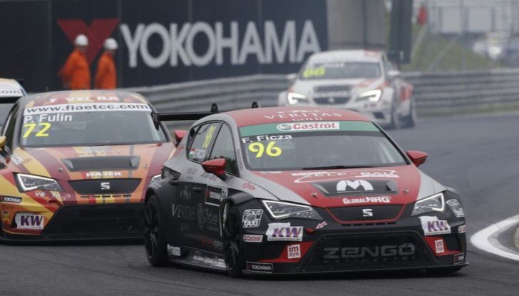 Parte in Francia il Campionato del Mondo FIA WTCC 2016 - Foto 10 di 10