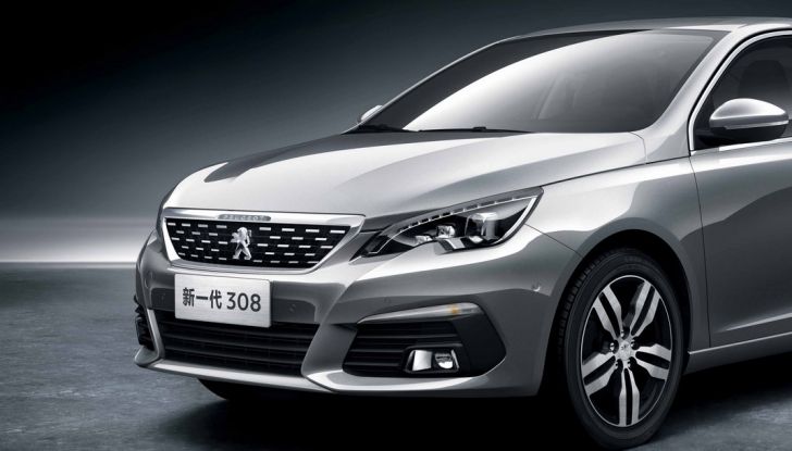 Peugeot a Pechino con 308 Sedan, il SUV 3008 e il piano Blue Upper - Foto 2 di 9