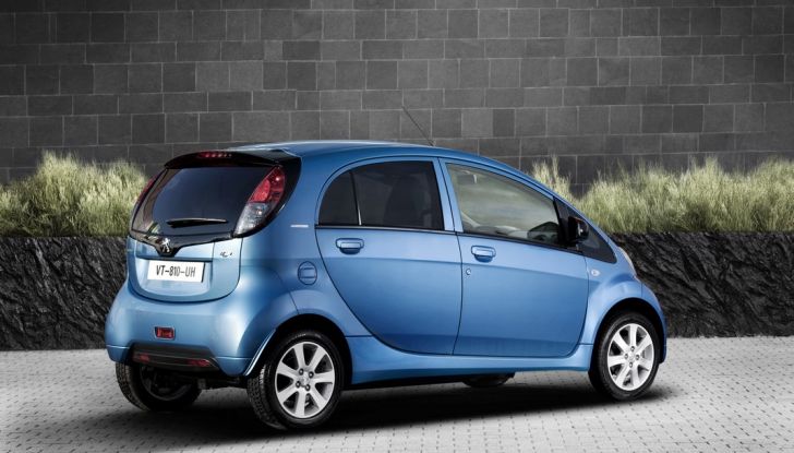 Peugeot iOn: l’auto elettrica per la città - Foto 5 di 10