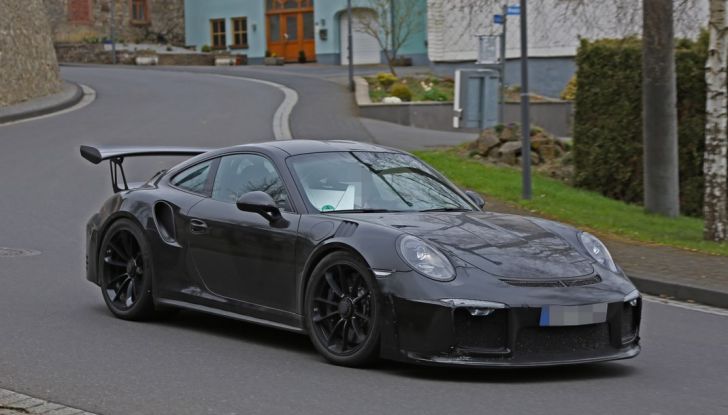 Porsche 911 GT3 RS 4.2 prime foto spia - Foto 4 di 16