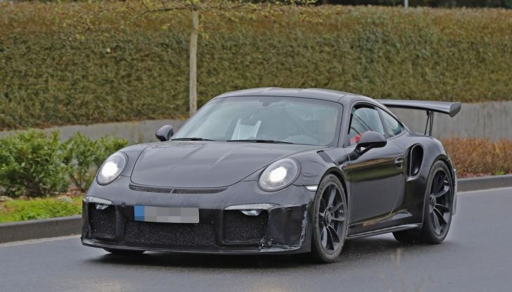 Porsche 911 GT3 RS 4.2 prime foto spia - Foto 9 di 16