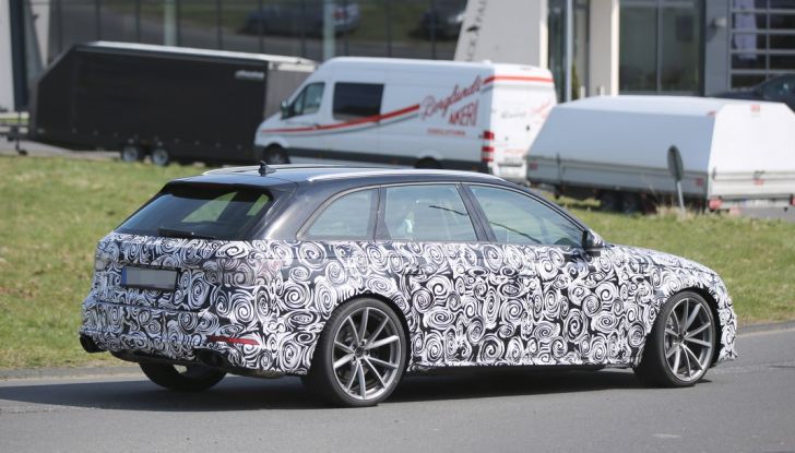 Audi Sport sempre più avanti: Audi RS4 Avant 2017 - Foto 8 di 9
