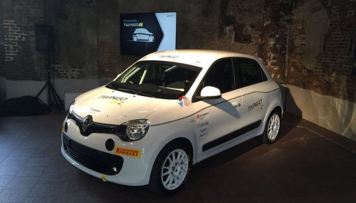 Renault Twingo R1 debutta nei rally italiani - Foto 5 di 12