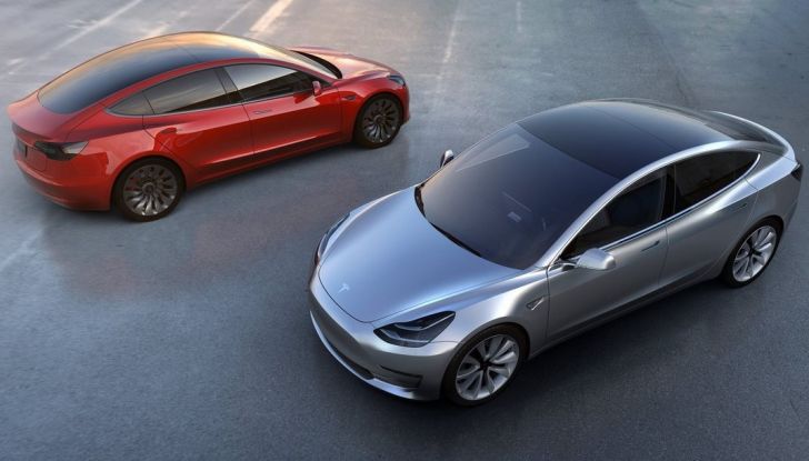 Tesla Model 3: Marchionne potrebbe prendere spunto - Foto 7 di 9