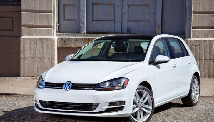 Volkswagen Golf EA189, al via la campagna  di richiami - Foto 2 di 8