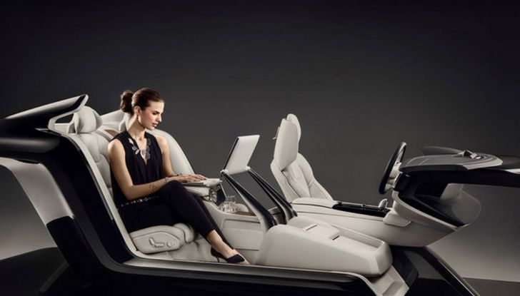 Volvo Lounge Console, l’abitacolo si trasforma in salotto - Foto 2 di 12