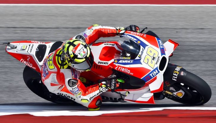 MotoGP, ufficiale: Andrea Iannone correrà in Suzuki nel 2017 e 2018 - Foto 12 di 17