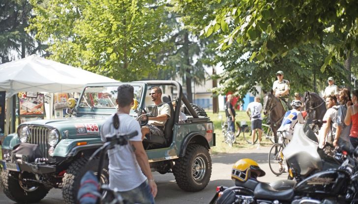 13° Cruisin Rodeo: il più grande raduno di auto americane all’Idroscalo di Milano - Foto 17 di 25
