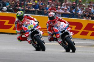 29-andrea-iannone-ita__gp_2455.gallery_full_top_fullscreen
