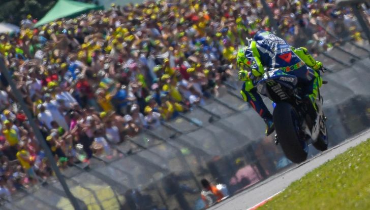 MotoGP 2016, Rossi: “Barcellona è una delle mie piste preferite” – Orari Sky e TV8 - Foto 3 di 11