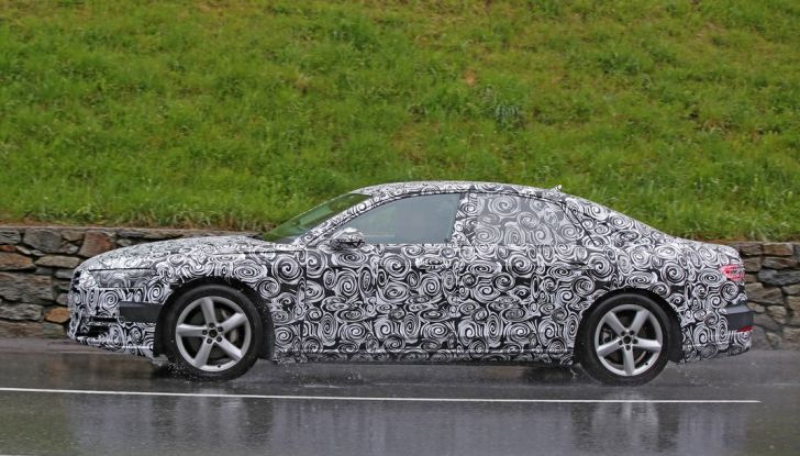 Audi A8 di nuova generazione, le prime foto spia