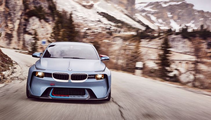 BMW 2002 Hommage, celebra i 100 anni di attività e i 50 anni della serie 02 - Foto 1 di 14